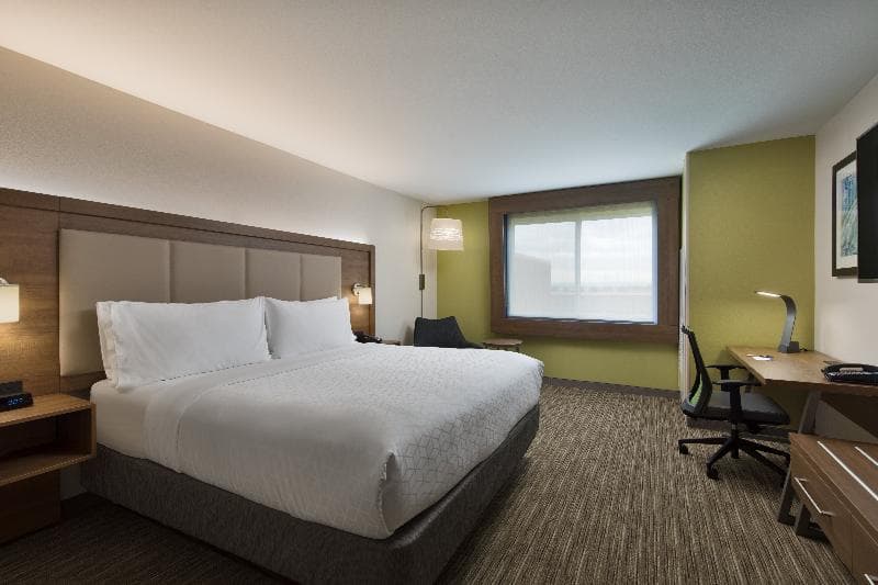 Holiday Inn Exp & Sts Portland Airport -Cascade St photo 1