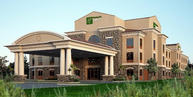 Holiday Inn Express & Suites Redding photo 1
