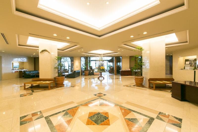 Sky Park Hotel main