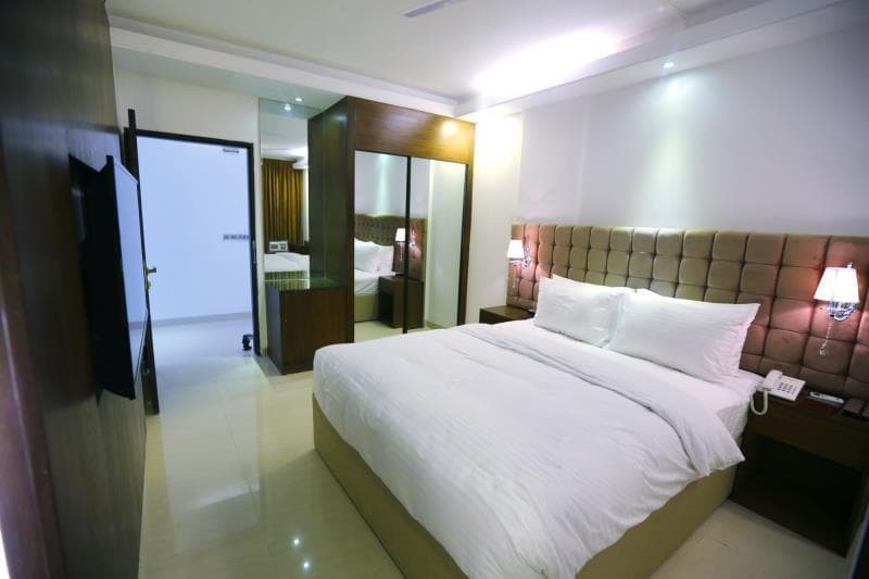 Blossom Hotel 5