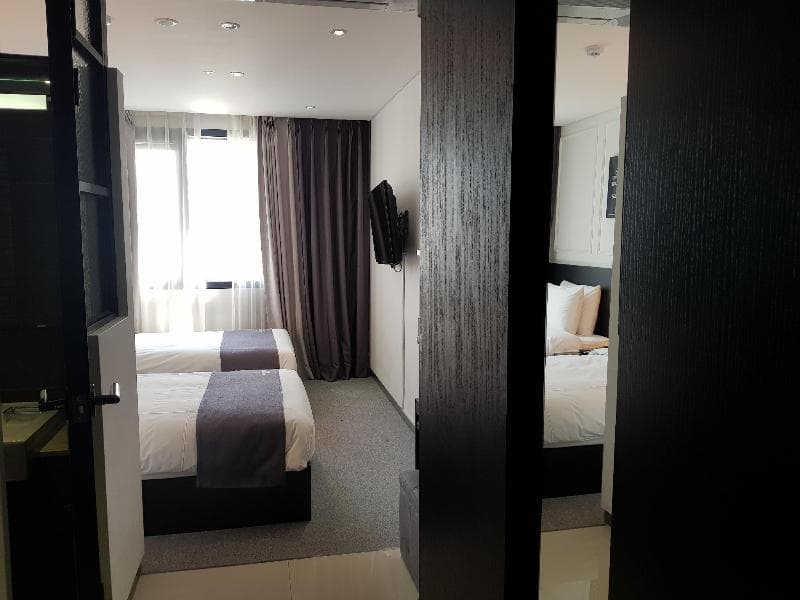 Vella Suite Suwon 4