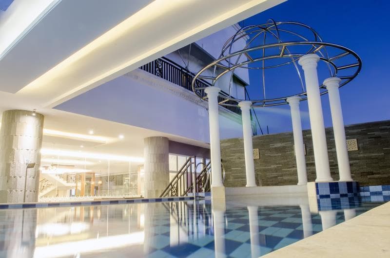 Tara Hotel 4