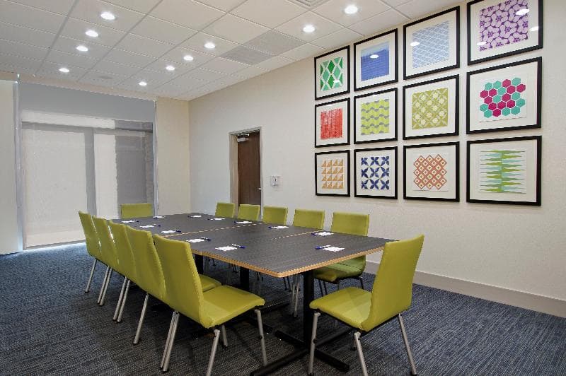 Holiday Inn Exp & Sts Brookshire - Katy Freeway 3