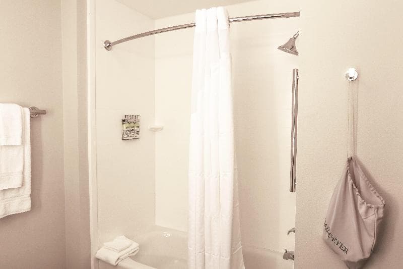 Holiday Inn Express And Suites Houston Iah - Beltway 8 5