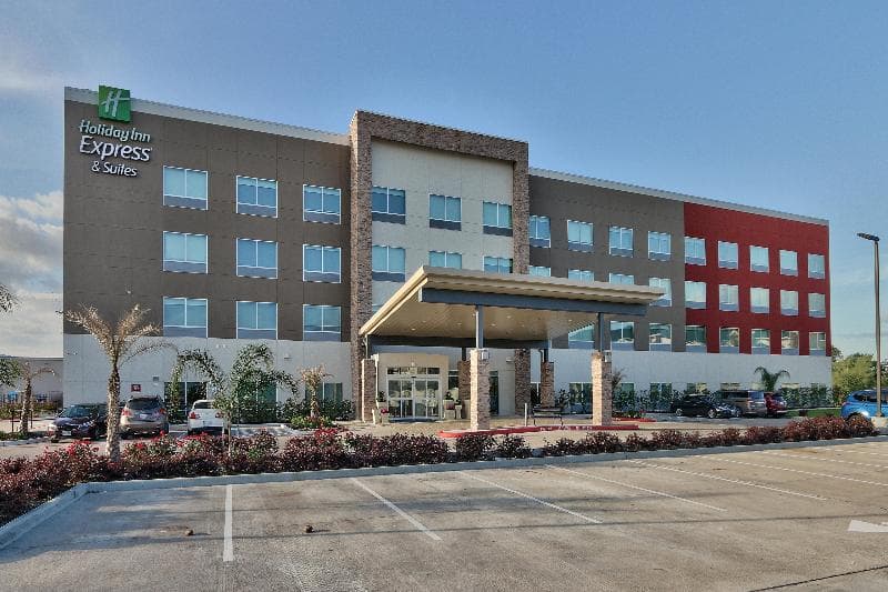 Holiday Inn Express & Sts Houston East - Beltway 8 photo 1