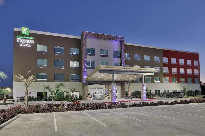 Holiday Inn Express & Sts Houston East - Beltway 8 5
