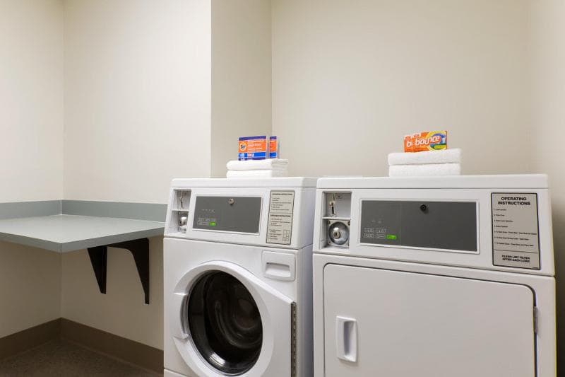 Holiday Inn Exp & Sts-Cincinnati Ne - Red Bank Rd 4