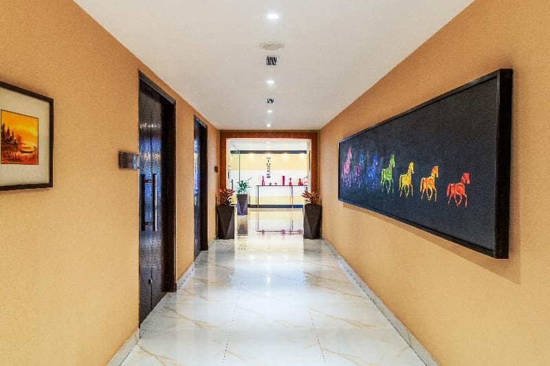 Golden Tulip Suites Gurgaon 4