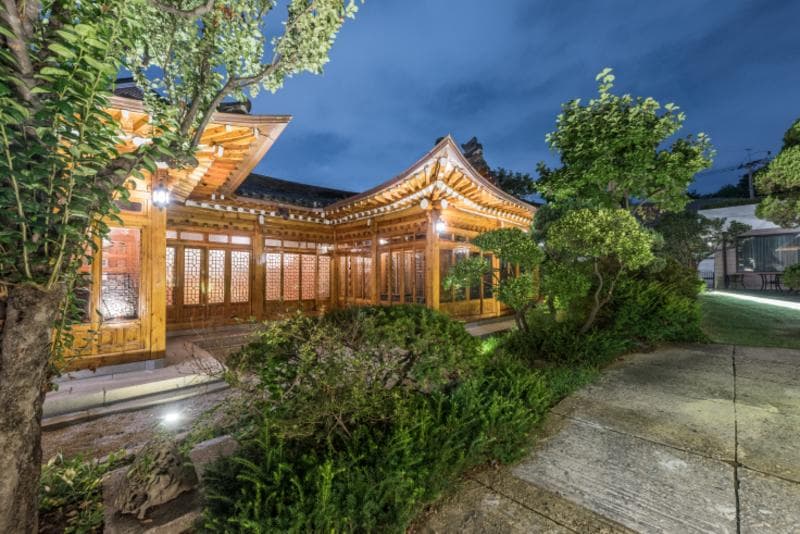 Bonum 1957 Hanok Stay And Hotel main