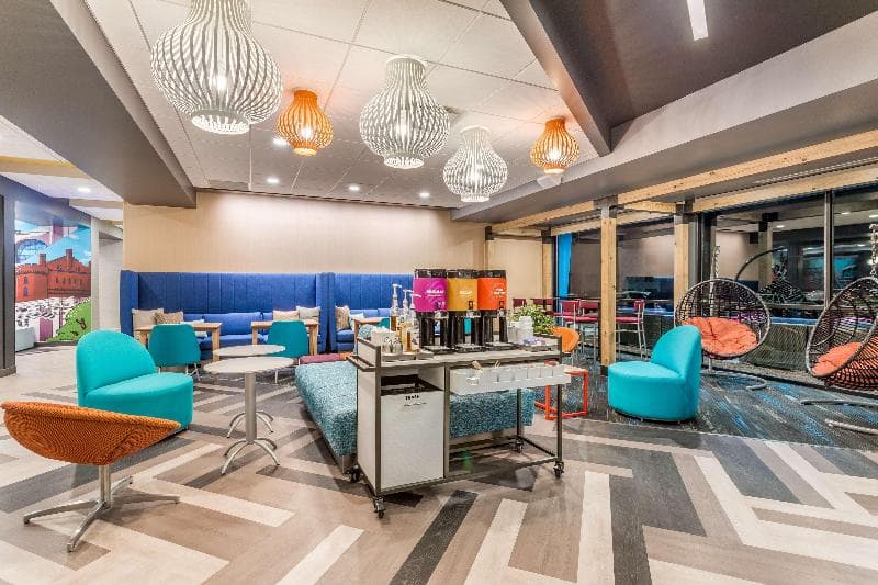 Tru by Hilton Madison West 4
