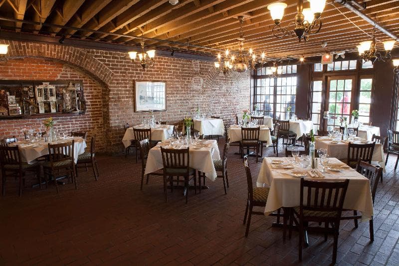 Cotton Sail Hotel Savannah, Tapestry Collection by Hilton photo 1