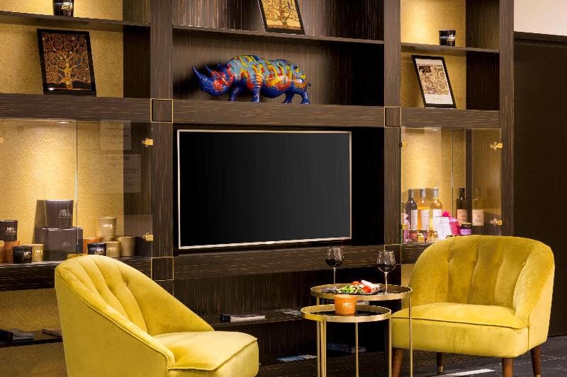 Best Western Hotel Journel Saint-Laurent-du-Var 4