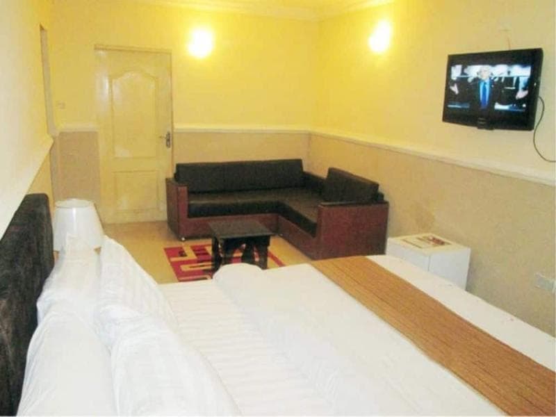Ashosh Hotel 5