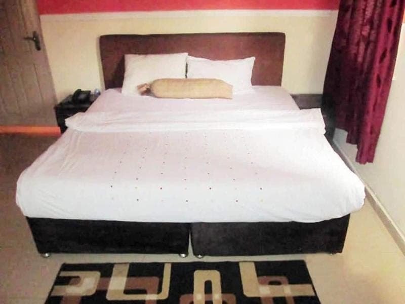 Ashosh Hotel 4