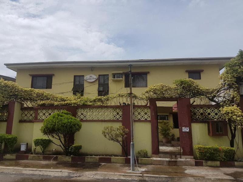 Golden King Apartment Hotel main