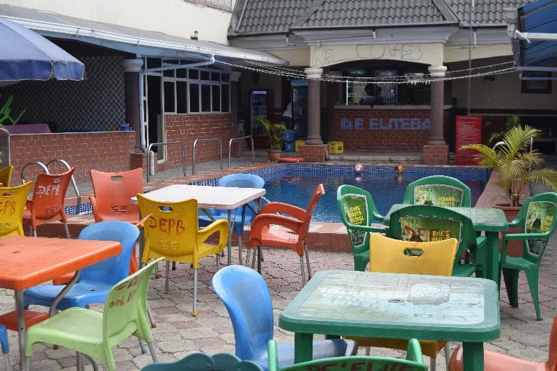 De'elites Pool Bar & Inn photo 1