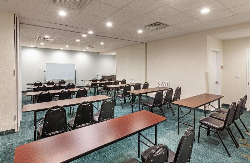 Candlewood Suites Houston - Spring 5