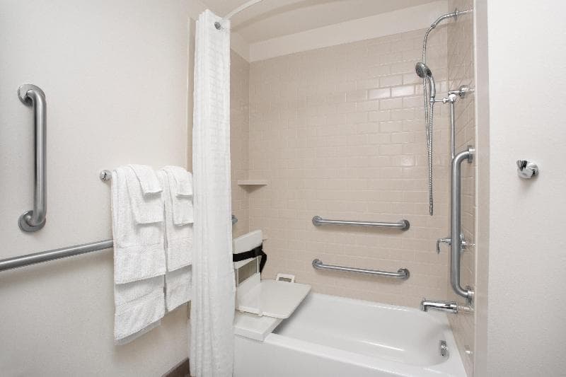 Candlewood Suites Pueblo North 5