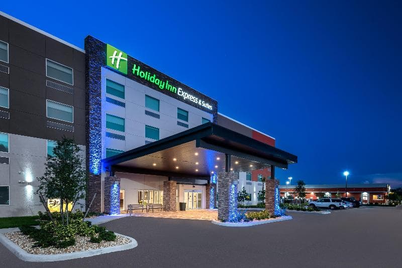 Holiday Inn Express & Suites Punta Gorda 4