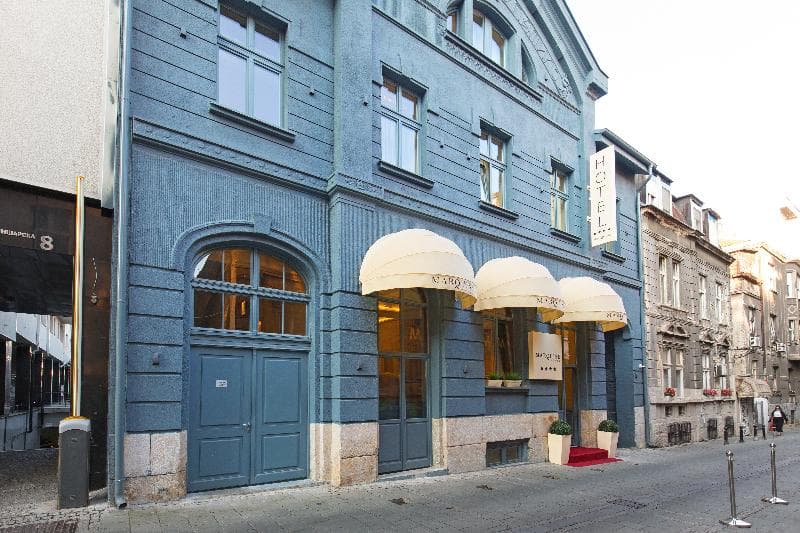 Marquise Hotel 2
