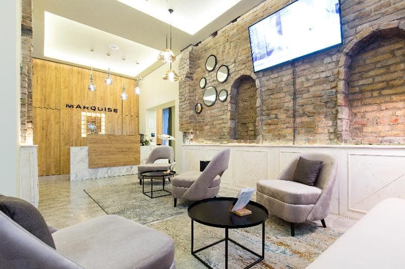 Marquise Hotel 3