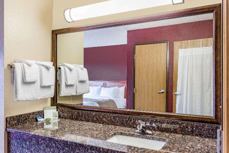Americinn By Wyndham Duluth South Black Woods Event Center 4