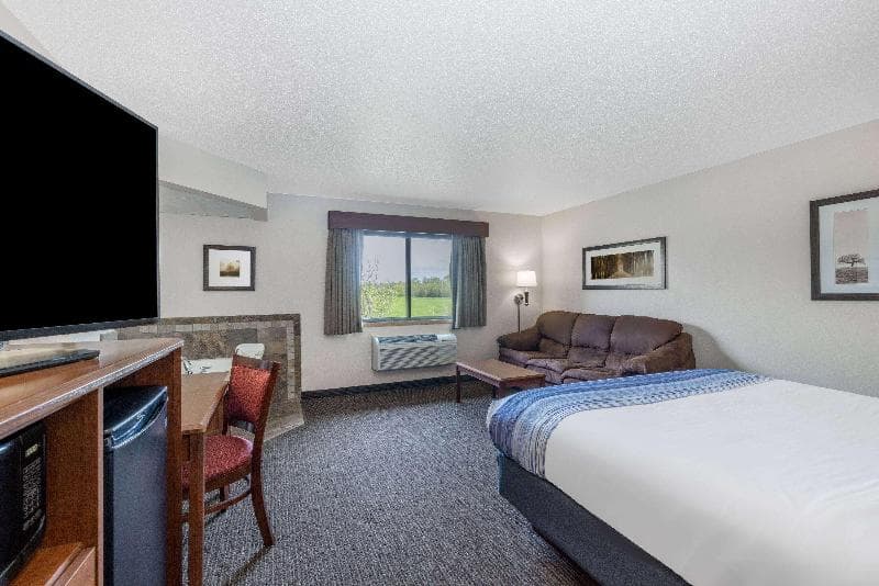 Americinn By Wyndham Dickinson 5