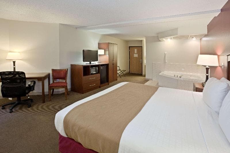 Americinn By Wyndham Mitchell 2