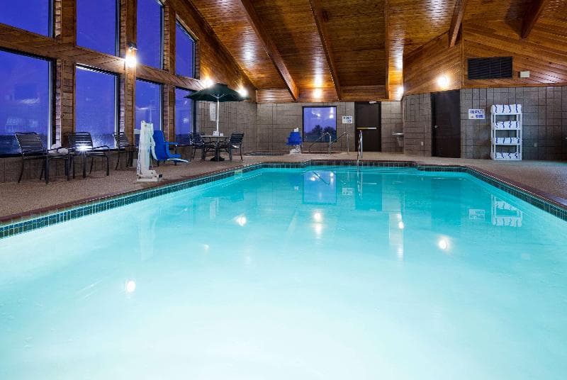 Americinn By Wyndham Osceola 3
