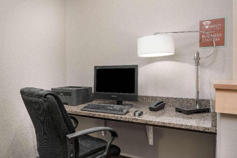 Americinn By Wyndham Hartford photo 1