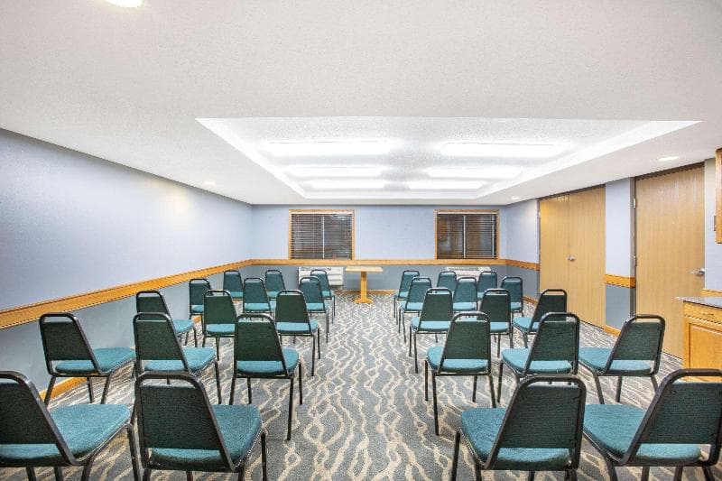 Americinn By Wyndham Coralville photo 1