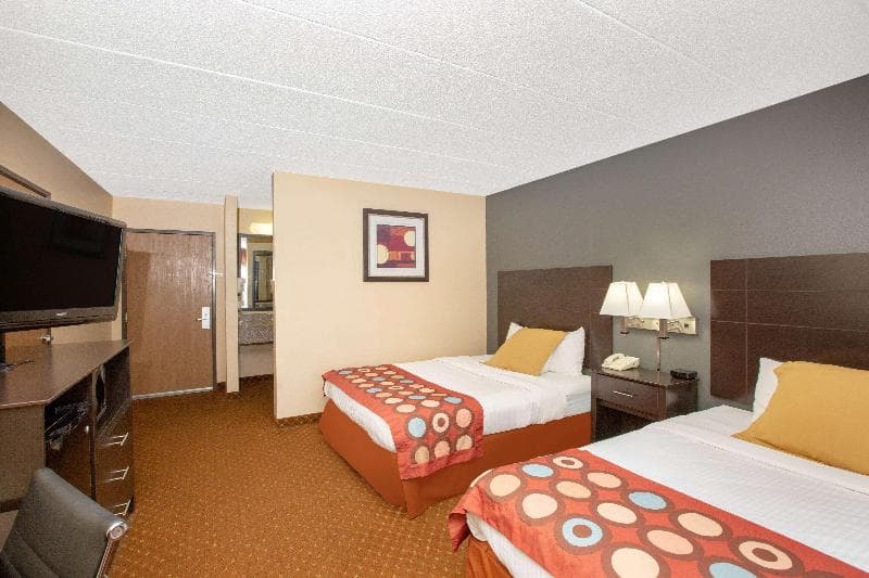Americinn By Wyndham Coralville 2