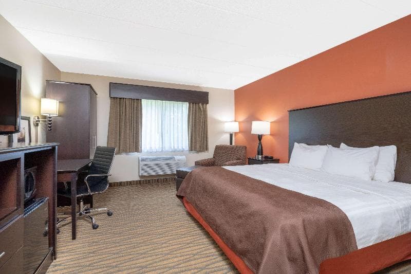 Americinn By Wyndham Rogers 2