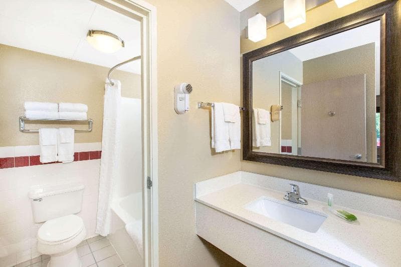 Americinn By Wyndham Okoboji photo 1