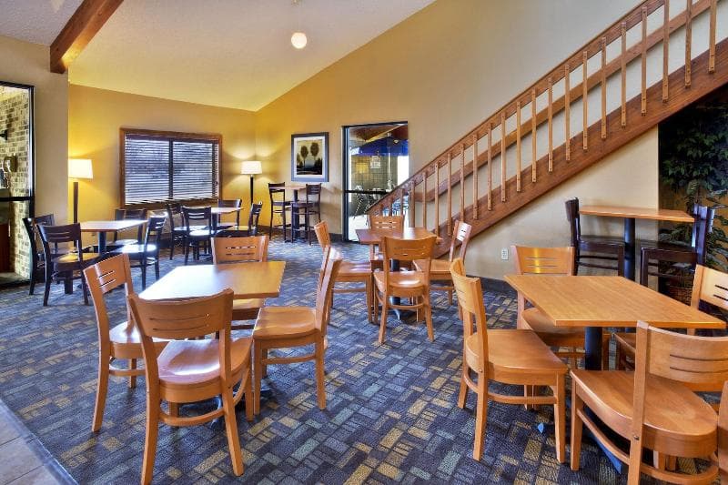 Quality Inn 5