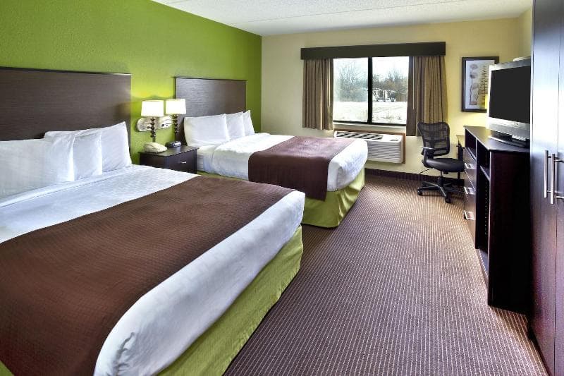 Quality Inn 4