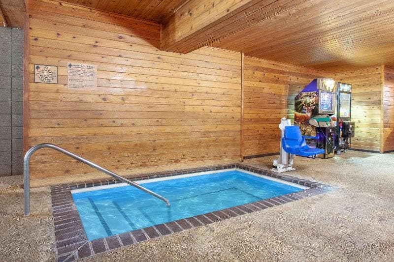 AmericInn by Wyndham Cloquet 3