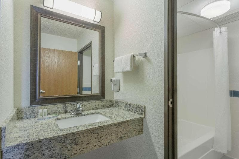 Americinn By Wyndham Menominee 3