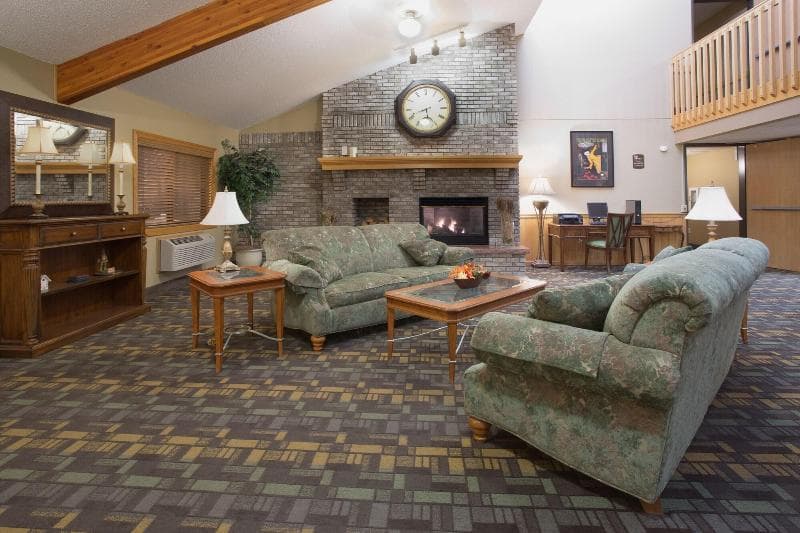 Cobblestone Hotel & Suites - Wisconsin Rapids 5