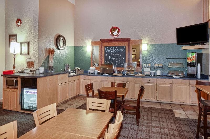 Americinn By Wyndham Douglas/Saugatuck 1