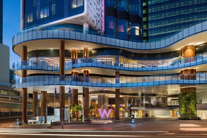 W Brisbane 2