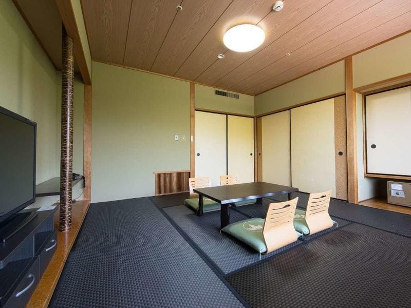 Livemax Resort Kaga Yamashiro 4