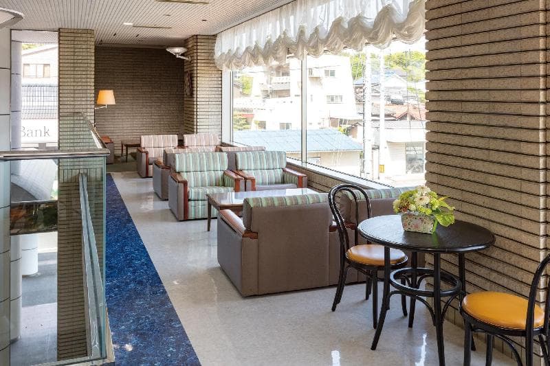 Tokai City Hotel main