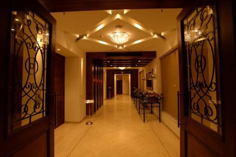 Lemon Tree Hotel Coimbatore 4