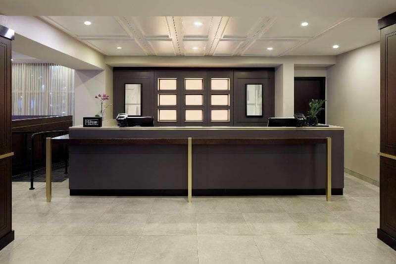 DoubleTree by Hilton Montreal Airport 3