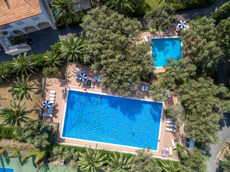 Hotel La Castellana 3