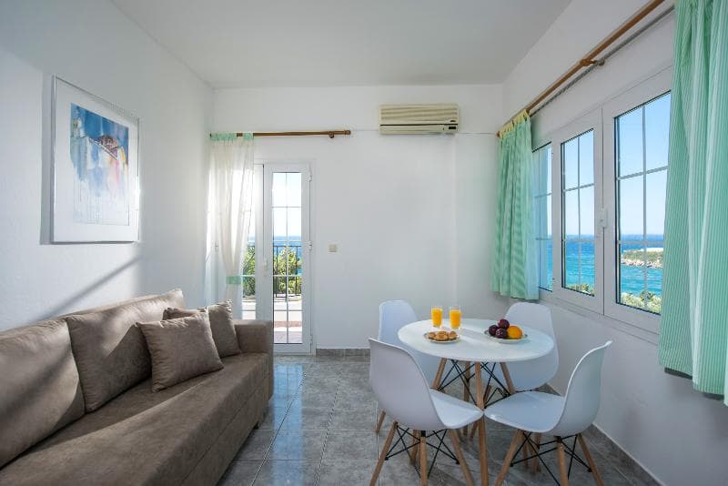 Elena's Beach Garden By Checkin main