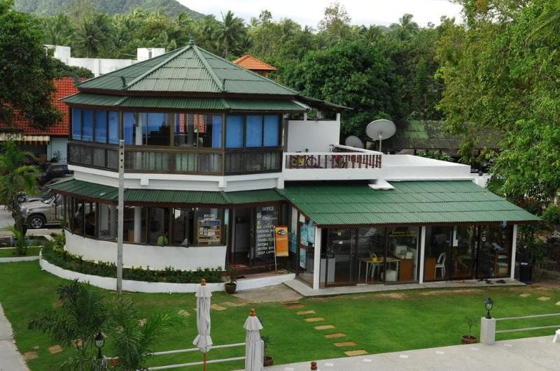 Bay Beach Resort photo 1
