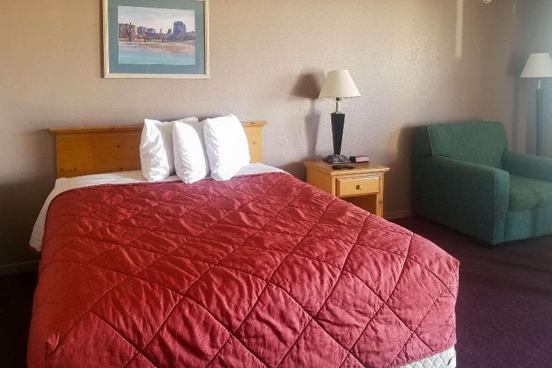 Rodeway Inn 2
