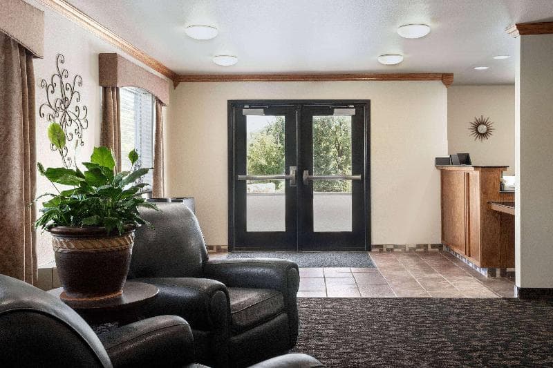 Travelodge By Wyndham Mcalester 5
